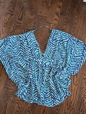 Blue Teal V-Neck Women's Top - Lightweight Printed Swim Cover Up